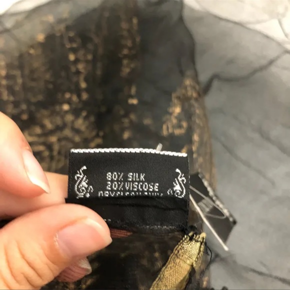 NWT| Silk Sheer Shawl/Scarf - Picture 6 of 8